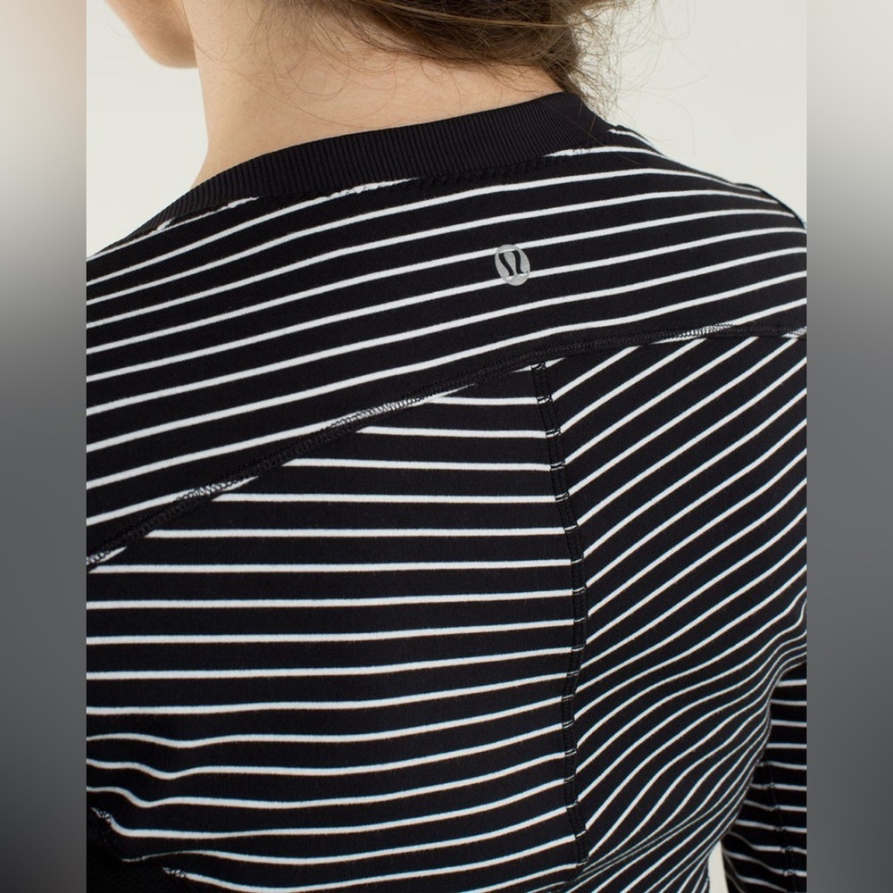 Lululemon Base Runner Long Sleeve , sz : 6 - Picture 5 of 12